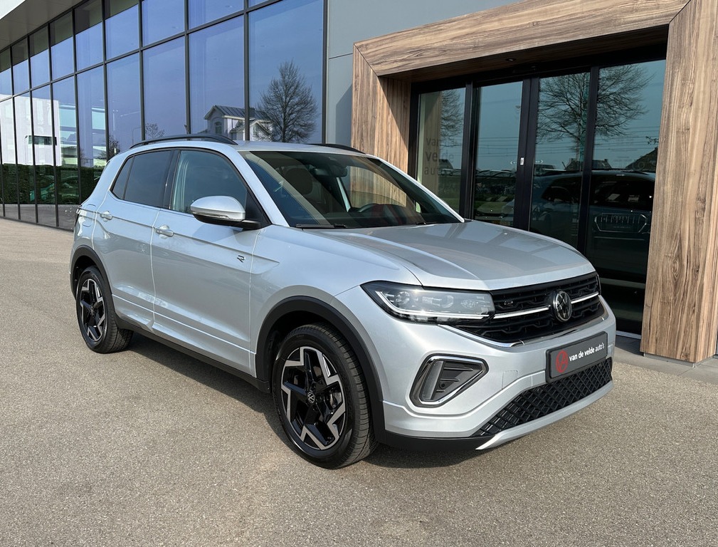 Zijkant grijze T-Cross occasion