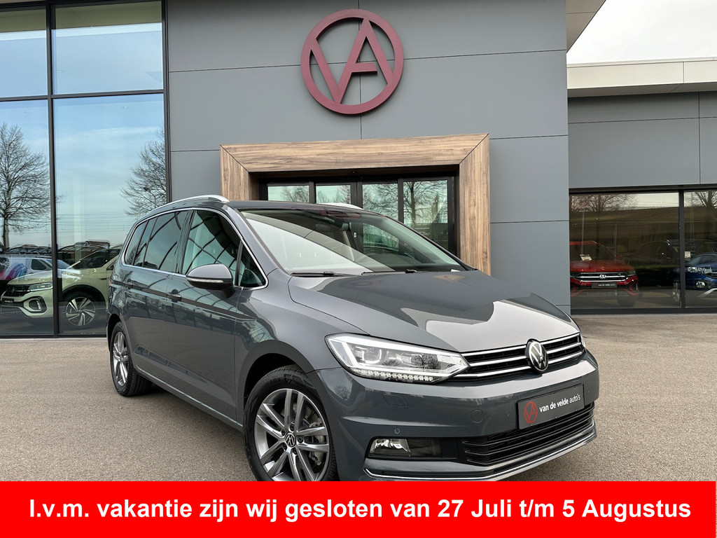 tweedehands Volkswagen Touran 1.5 TSI 150pk DSG Highline 7-persoons | Dode hoek | Virtual cockpit | Navi | Rijklaar incl. garantie   – beschikbaar bij Van de Velde Auto’s