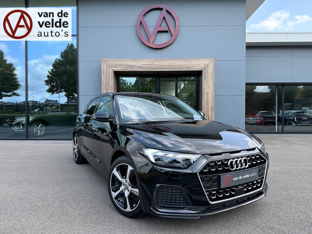 tweedehands Audi A1 Sportback 25 TFSI Advanced 2x Led | Carplay | Keyless | Cruise | Stoelverwarming | Dode hoek | Rijklaar incl. 1 jaar Bovag garan   – beschikbaar bij Van de Velde Auto’s