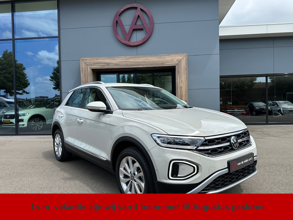 tweedehands Volkswagen T-Roc 1.5 TSI 150pk DSG Style Carplay | Camera | Keyless | Elek. Achterklep | Rijklaar incl. garantie   – beschikbaar bij Van de Velde Auto’s