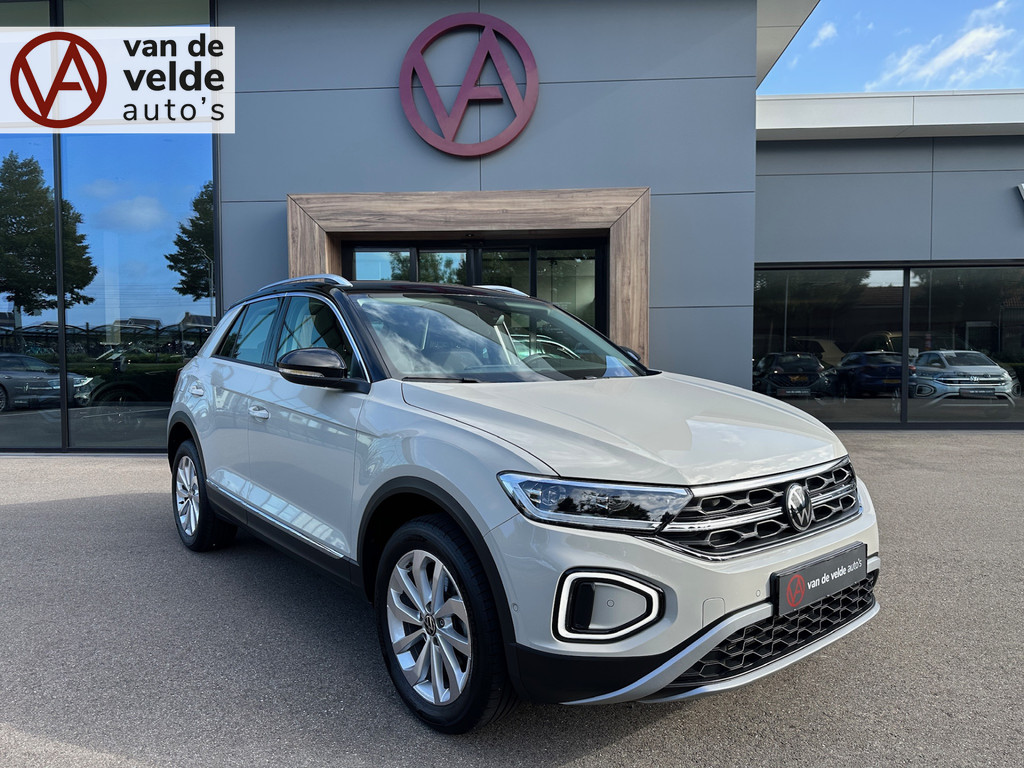 tweedehands Volkswagen T-Roc 1.5 TSI 150pk DSG Style Carplay | Camera | Keyless | Elek. Achterklep | Rijklaar incl. garantie   – beschikbaar bij Van de Velde Auto’s