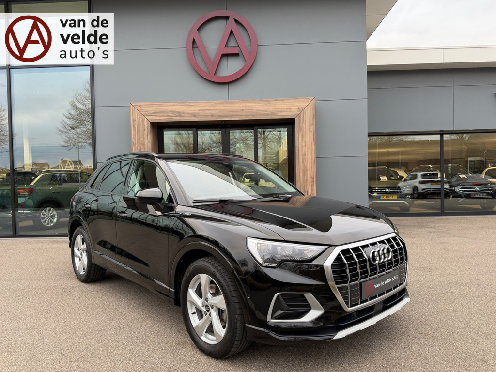 tweedehands Audi Q3 35 TFSI 150pk S-tronic Advanced | Trekhaak | Camera | Keyless | Elek. Achterklep | Dode hoek | Rijklaar incl. 1 jaar Bovag garan   – beschikbaar bij Van de Velde Auto’s