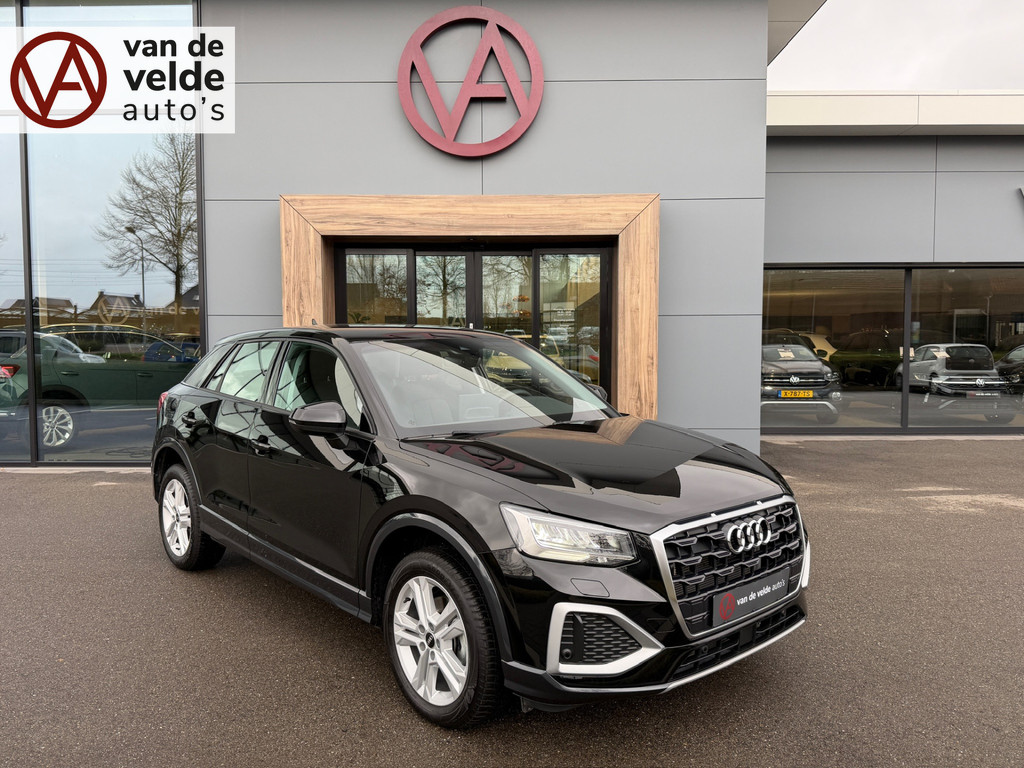 tweedehands Audi Q2 35 TFSI 150pk S-tronic Advanced | Trekhaak | 4-season| Vernieuwd dashboard | Camera | Carplay | Adapt. Cruise | Rijklaar incl. g   – beschikbaar bij Van de Velde Auto’s