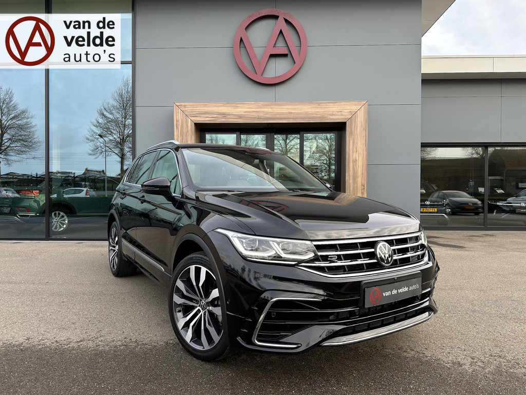 tweedehands Volkswagen Tiguan 1.4 TSI eHybrid R-Line | Trekhaak | Dode hoek | 360 Camera | 20 inch | Discover Pro | rijklaar incl. 1 jaar Bovag garantie   – beschikbaar bij Van de Velde Auto’s