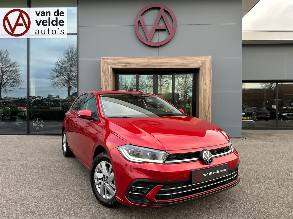 tweedehands Volkswagen Polo 1.0 TSI DSG Style | Virtual | Stoelverwarming | Climate | Led IQ | 4-Season | Rijklaar incl. garantie   – beschikbaar bij Van de Velde Auto’s