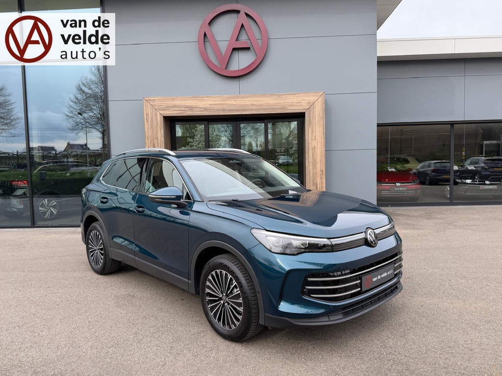 tweedehands Volkswagen Tiguan 1.5 eHybrid Elegance 204pk | Trekhaak | 360 Camera | Dode hoek | Elek. klep | incl. verlengde garantie   – beschikbaar bij Van de Velde Auto’s