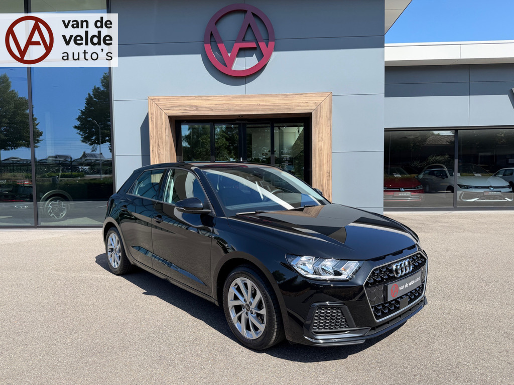 tweedehands Audi A1 Sportback 30 TFSI 110pk S-tronic Advanced | Cruise | Carplay | Stoelverwarming | Climate | Rijklaar incl. 1 jaar Bovag garantie   – beschikbaar bij Van de Velde Auto’s