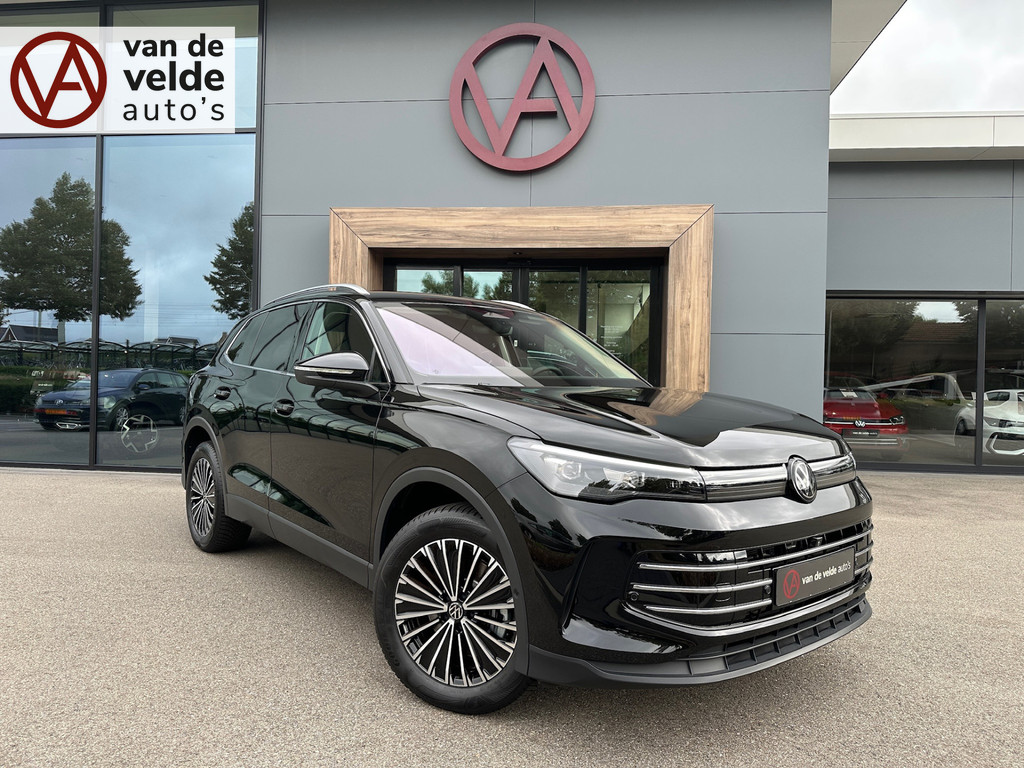 tweedehands Volkswagen Tiguan 1.5 eHybrid Elegance 204pk | Trekhaak | Camera | All-season | Dode hoek | Elek. klep | incl. verlengde garantie   – beschikbaar bij Van de Velde Auto’s
