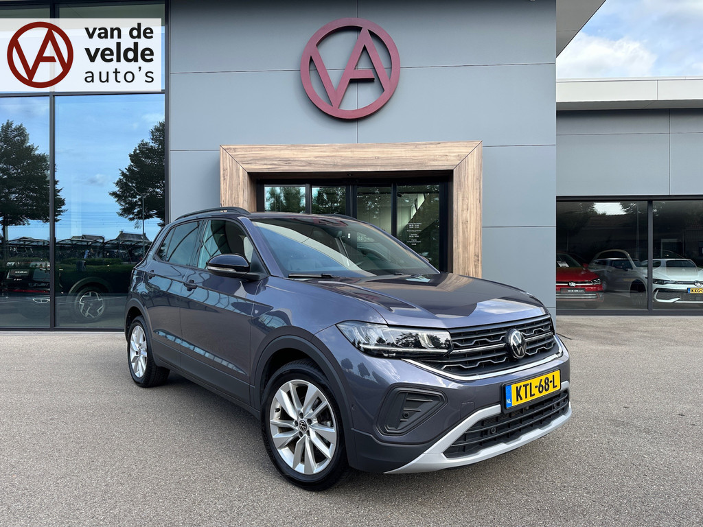 tweedehands Volkswagen T-Cross 1.0 TSI 116pk DSG Goal | Dode hoek | Trekhaak | Stoelverwarming | Navi | 4-seizoenen banden | Rijklaar incl. garantie   – beschikbaar bij Van de Velde Auto’s